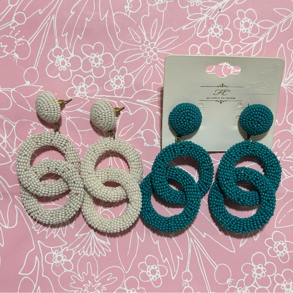 Dangle earrings